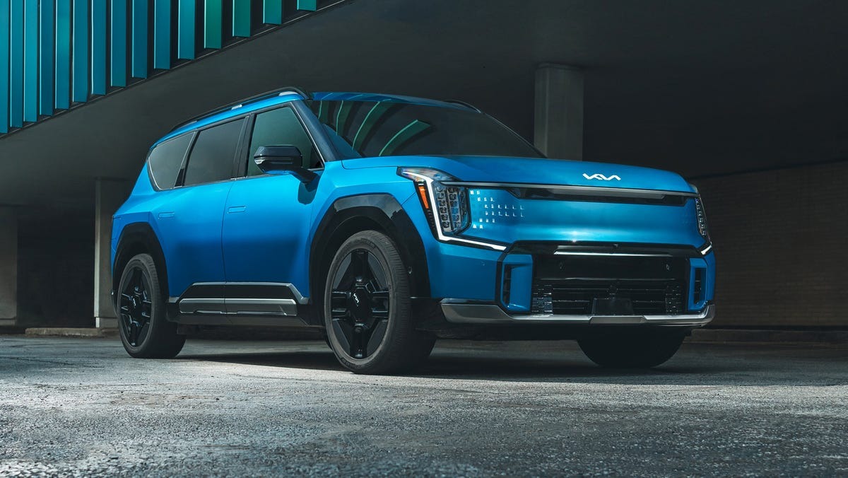 2024 kia ev9 117 653fd5e504faf